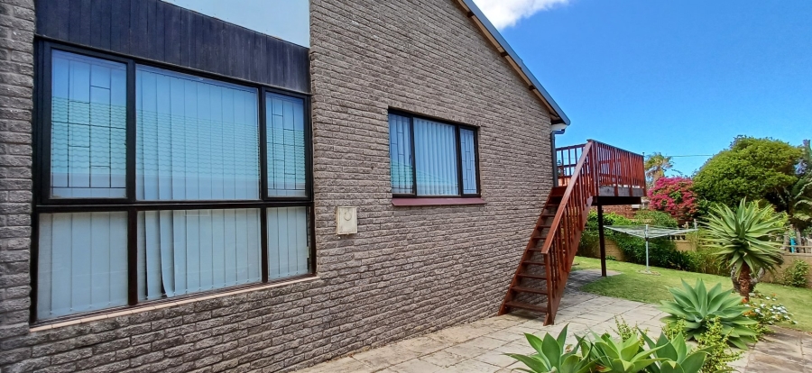 3 Bedroom Property for Sale in Dana Bay Western Cape